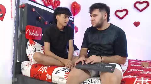 Snapshot of _jhossua_and_valerio_ chatting on February 2026 11:22:01 PM JHOSSUA VALERIO online show from February 2026 11:22:01 PM