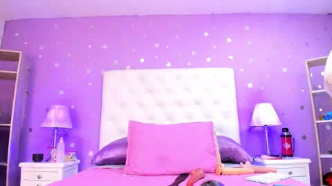 _johnson_alana online show from October 2025 02:02:01 PM