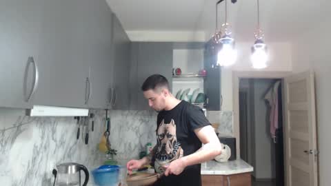 Joni online show from December 2024 10:12:02 PM