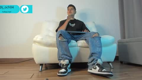 _juanes__ online show from February 2025 10:54:01 PM