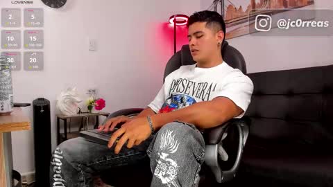 _juanes__ online show from October 2025 10:37:01 PM