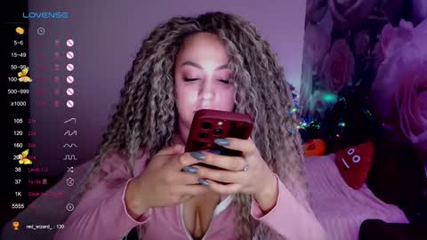 _just_a_queen_3 online show from December 2024 06:04:02 PM