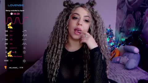 _just_a_queen_3 online show from January 2025 09:21:01 PM