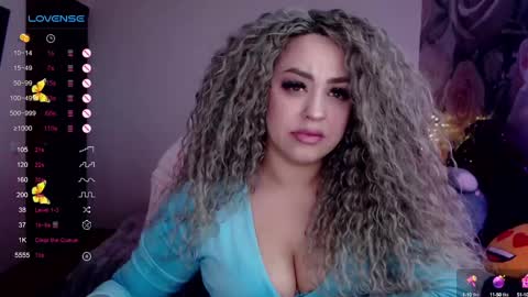 _just_a_queen_3 online show from March 2025 05:34:02 PM