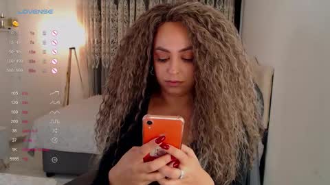 _just_a_queen_3 online show from October 2025 03:21:02 PM