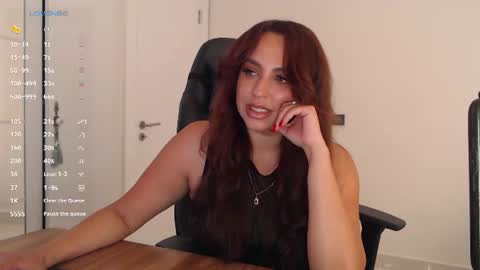 _just_a_queen_3 online show from June 2026 05:44:02 PM