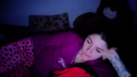 _just_a_simple_girl online show from June 2026 02:02:02 AM
