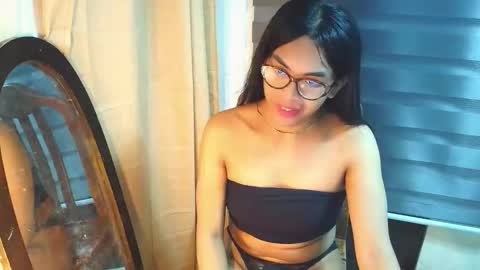 _karie_ online show from May 2026 03:45:02 AM