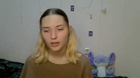 Snapshot of _kikiclark_ chatting on September 2025 08:19:01 PM _kikiclark_ online show from September 2025 08:19:01 PM