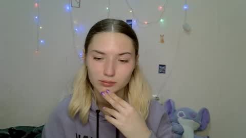 Snapshot of _kikiclark_ chatting on September 2025 08:41:02 PM _kikiclark_ online show from September 2025 08:41:02 PM