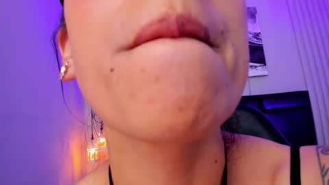 Snapshot of _kiramoon__ chatting on March 2026 09:31:01 PM Kiraaaa 0 online show from March 2026 09:31:01 PM