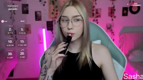 Snapshot of _kitekat_ chatting on November 2025 11:32:02 AM _kitekat_ online show from November 2025 11:32:02 AM