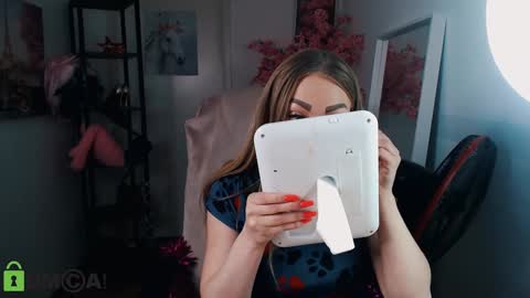 Snapshot of _kittyboo chatting on January 2025 08:36:01 AM Aleksa online show from January 2025 08:36:01 AM