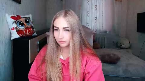 Snapshot of _kittyboo chatting on September 2025 07:09:02 AM Aleksa online show from September 2025 07:09:02 AM