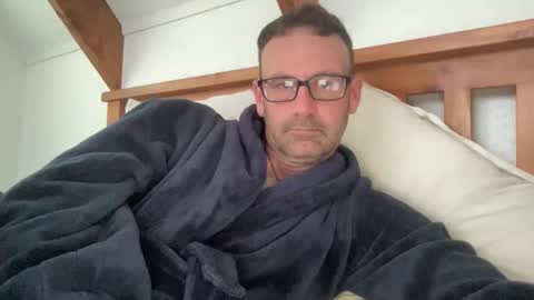 Kiwi online show from September 2025 11:04:01 PM