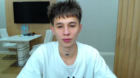 Snapshot of _kurt chatting on December 2024 03:02:02 AM Kurt online show from December 2024 03:02:02 AM