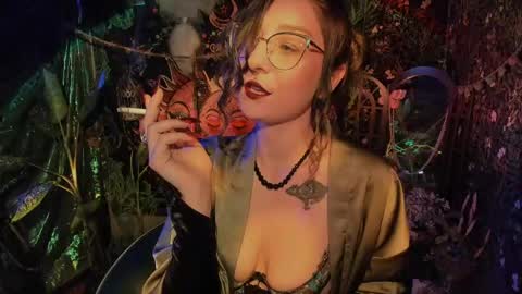 Lady Luna online show from May 2026 10:40:02 PM