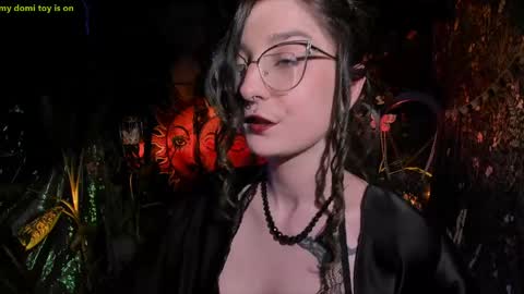 Lady Luna online show from May 2026 10:30:02 PM