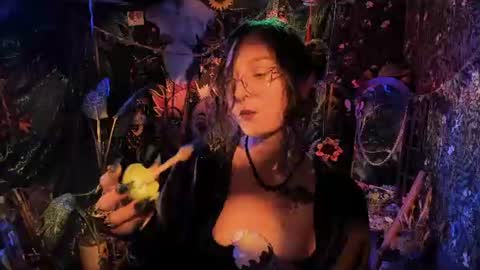 Lady Luna online show from June 2026 11:16:02 PM