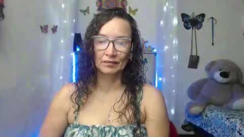 Snapshot of _laflaka2024 chatting on May 2026 04:30:01 AM SANDRA online show from May 2026 04:30:01 AM