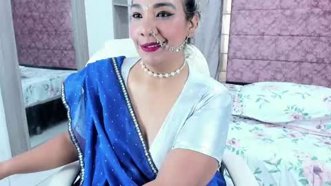 NAILHA SAJANI  online show from March 2025 02:44:02 PM