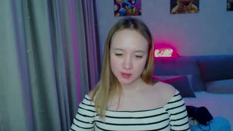 Snapshot of _lalune_ chatting on December 2024 05:44:01 AM _lalune_ online show from December 2024 05:44:01 AM