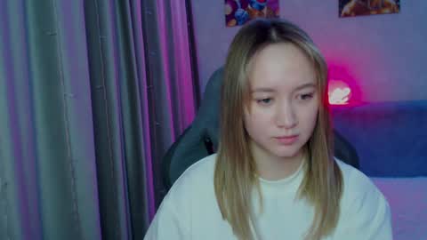 Snapshot of _lalune_ chatting on January 2025 07:37:01 PM _lalune_ online show from January 2025 07:37:01 PM