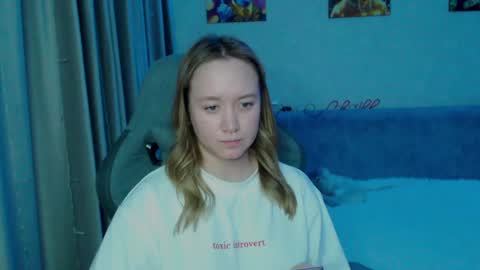 Snapshot of _lalune_ chatting on January 2025 02:14:01 PM _lalune_ online show from January 2025 02:14:01 PM