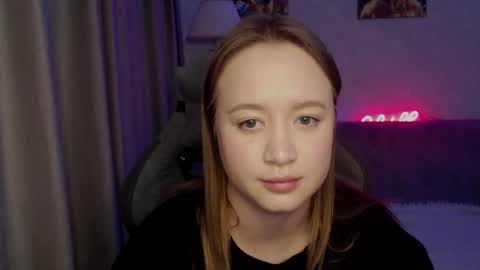 Snapshot of _lalune_ chatting on October 2025 12:03:01 PM _lalune_ online show from October 2025 12:03:01 PM