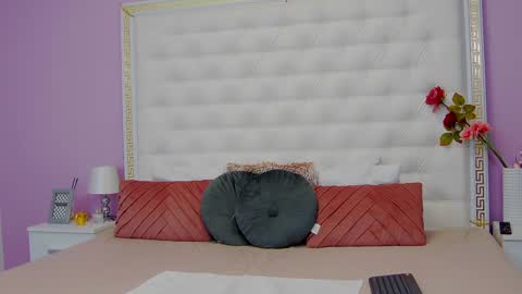 Lena Paul online show from January 2025 06:09:02 PM