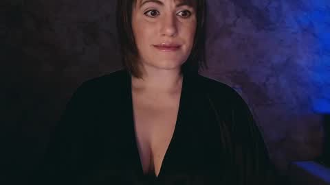 Letty online show from February 2025 09:38:02 PM