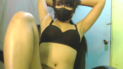 _lilies_gigi_ online show from February 2026 11:36:02 PM