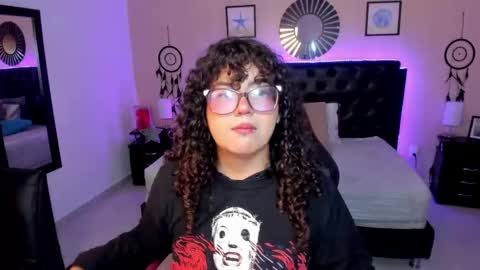 Liily online show from March 2026 04:39:01 AM