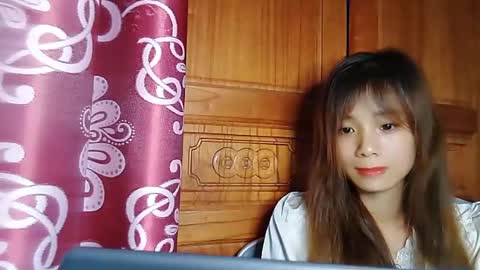 _lily0_ online show from July 2026 12:58:02 PM