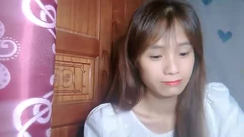 _lily0_ online show from July 2026 01:07:01 PM