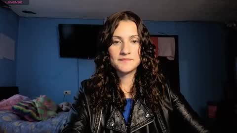 Lindasy online show from December 2025 10:06:02 PM