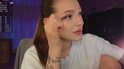 Snapshot of _lisaalisa_ chatting on January 2025 02:28:02 PM Alice online show from January 2025 02:28:02 PM