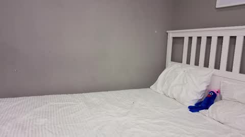 Emma online show from October 2025 03:27:01 PM