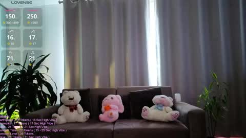 Snapshot of _littlesammy chatting on June 2026 07:03:02 PM Sammy online show from June 2026 07:03:02 PM