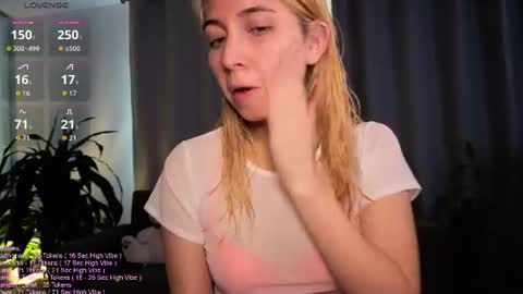 Snapshot of _littlesammy chatting on June 2026 02:30:01 PM Sammy online show from June 2026 02:30:01 PM