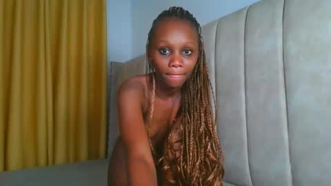 Littlevenus online show from September 2025 03:02:01 PM