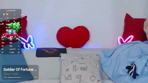 Snapshot of _lorik chatting on January 2025 12:43:02 AM online show from January 2025 12:43:02 AM