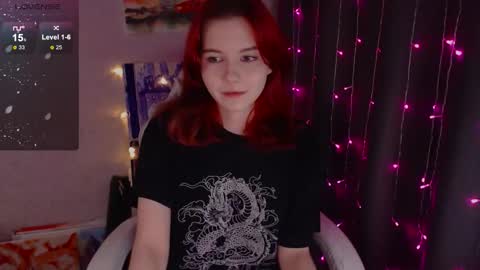 Snapshot of _lovelylu_ chatting on September 2025 07:15:02 PM Lu online show from September 2025 07:15:02 PM