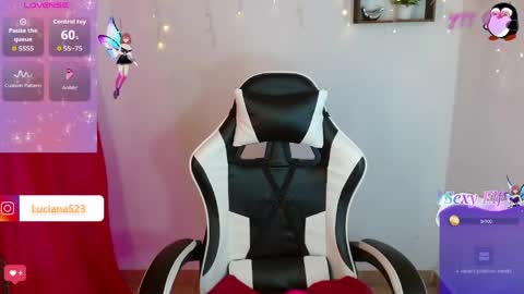 _lucianaa_1 online show from May 2026 03:07:01 PM