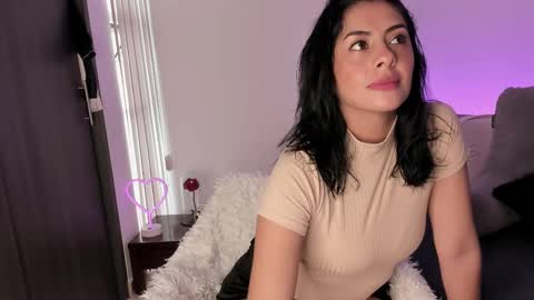   online show from March 2025 12:41:02 PM