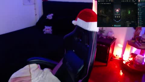 Queen.  Help me reach 100 thumbs up  online show from December 2024 09:40:01 PM