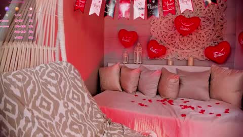 Snapshot of _luna_dupont_ chatting on February 2025 02:02:01 PM Luna online show from February 2025 02:02:01 PM