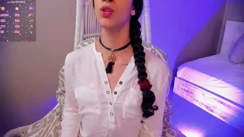 Snapshot of _luna_dupont_ chatting on February 2025 12:20:01 PM Luna online show from February 2025 12:20:01 PM