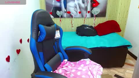 Snapshot of _luna_torres chatting on February 2026 05:03:02 AM luna torres online show from February 2026 05:03:02 AM