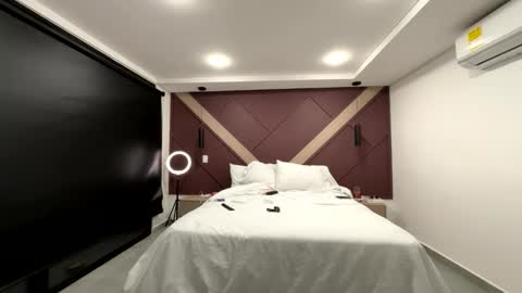 _lustyles_ online show from March 2026 04:05:02 AM